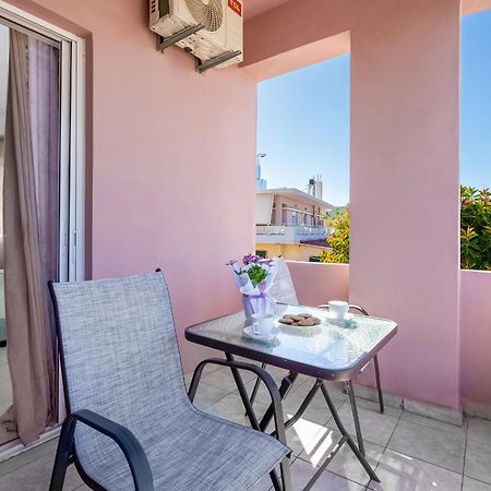 Agia Marina Nikos Apartments מראה חיצוני תמונה
