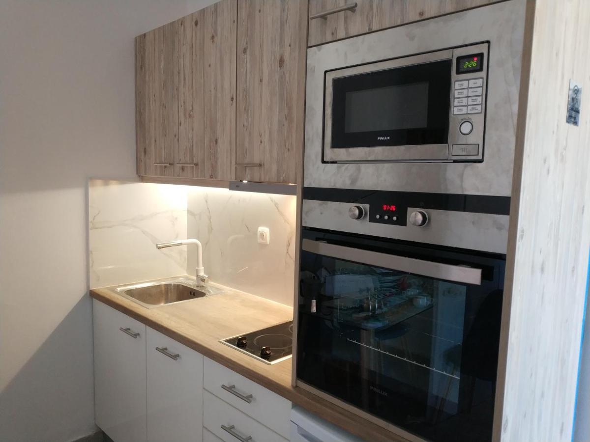 Agia Marina Nikos Apartments חדר תמונה