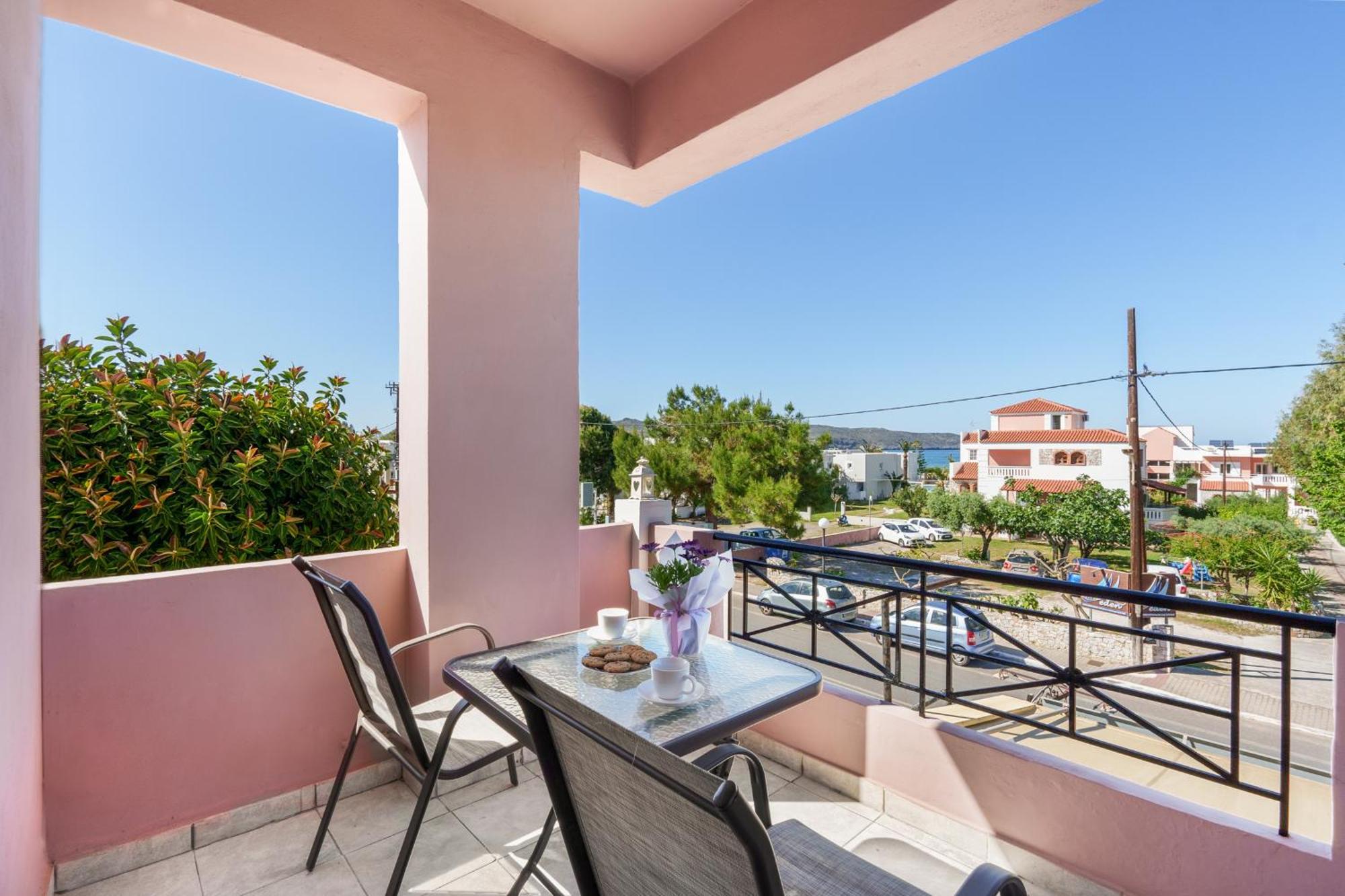 Agia Marina Nikos Apartments מראה חיצוני תמונה