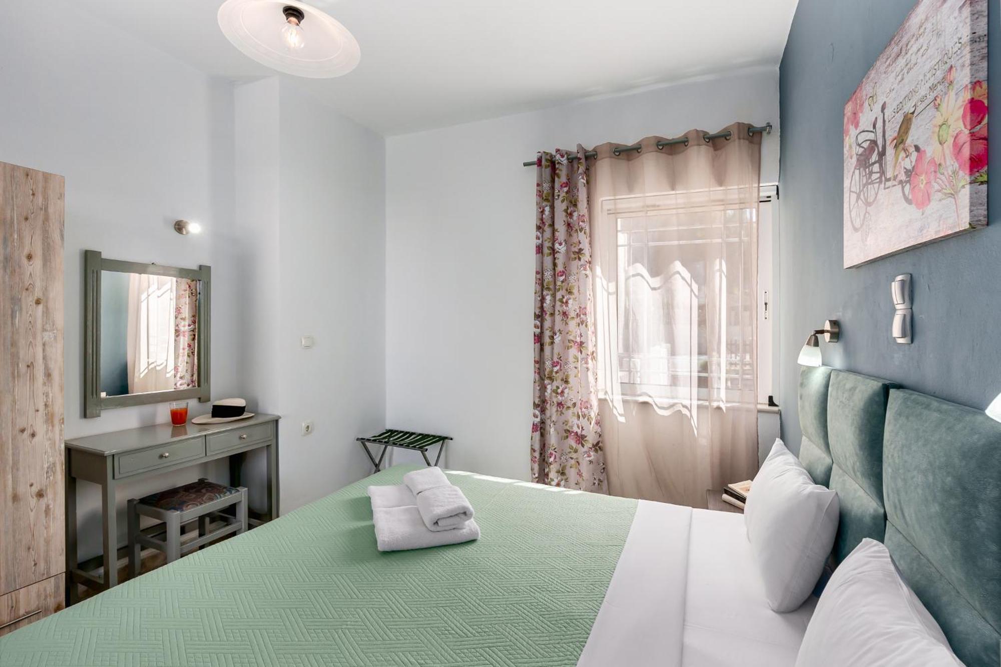 Agia Marina Nikos Apartments מראה חיצוני תמונה