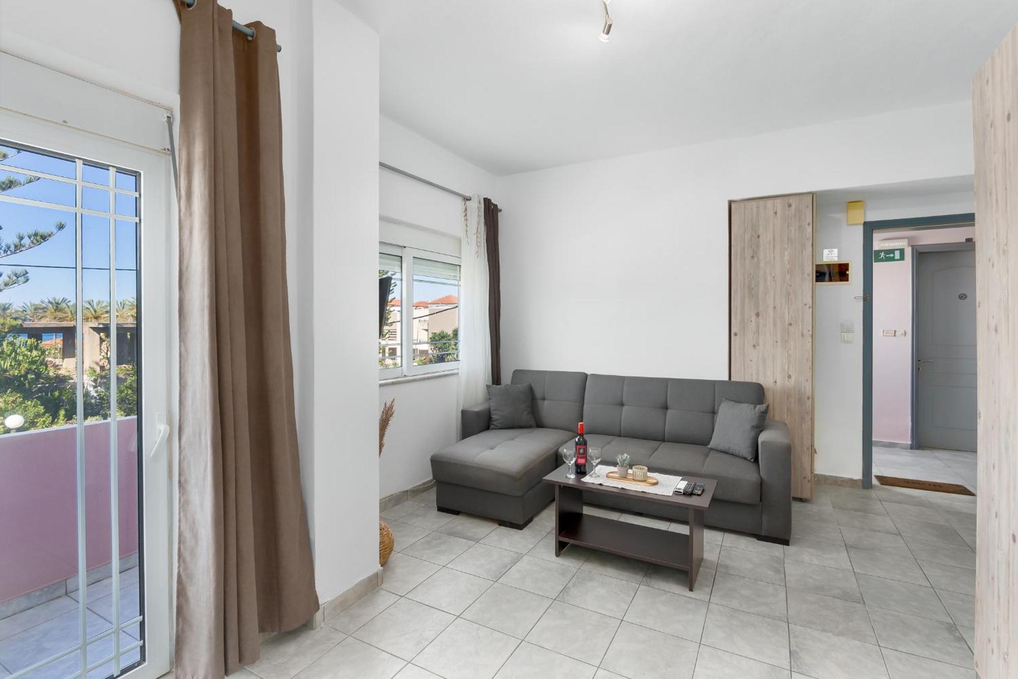 Agia Marina Nikos Apartments מראה חיצוני תמונה