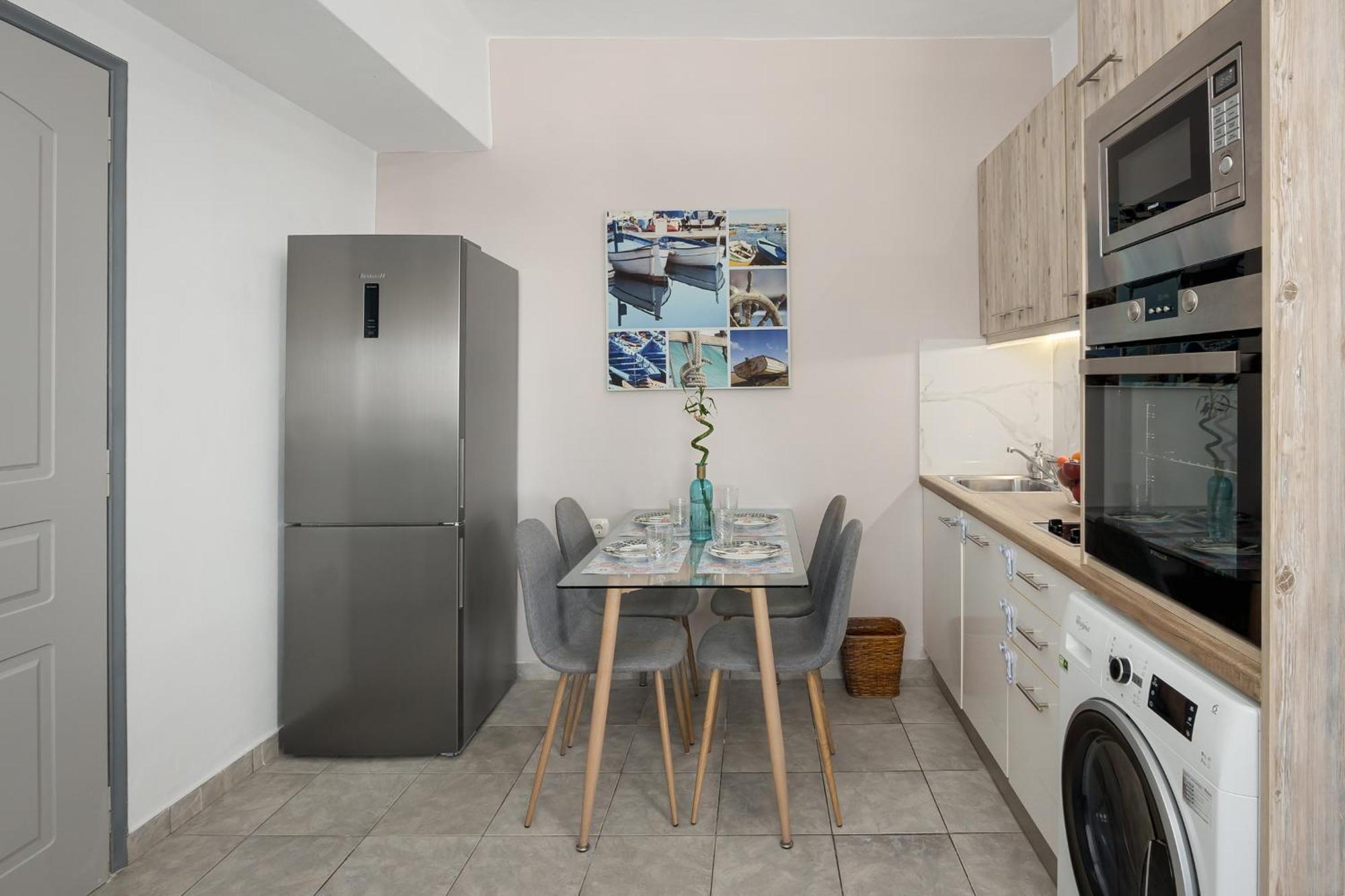 Agia Marina Nikos Apartments מראה חיצוני תמונה