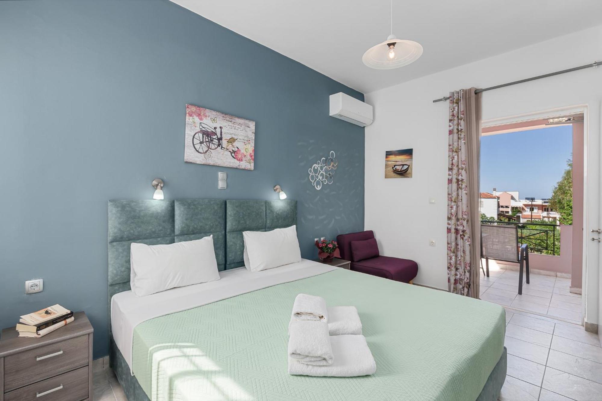 Agia Marina Nikos Apartments מראה חיצוני תמונה