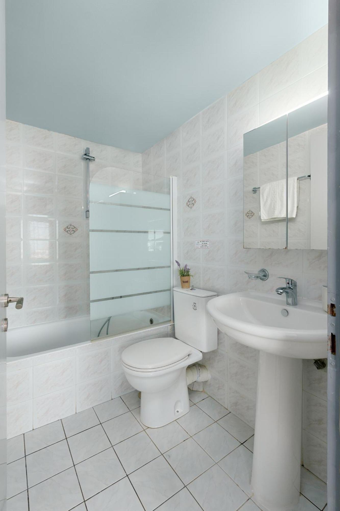 Agia Marina Nikos Apartments מראה חיצוני תמונה