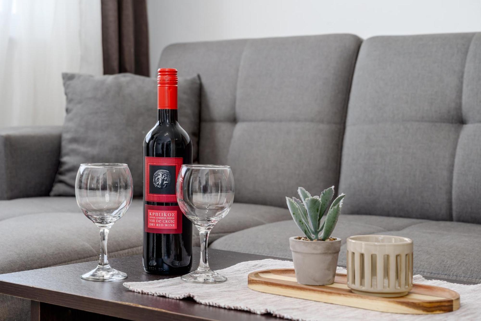 Agia Marina Nikos Apartments מראה חיצוני תמונה